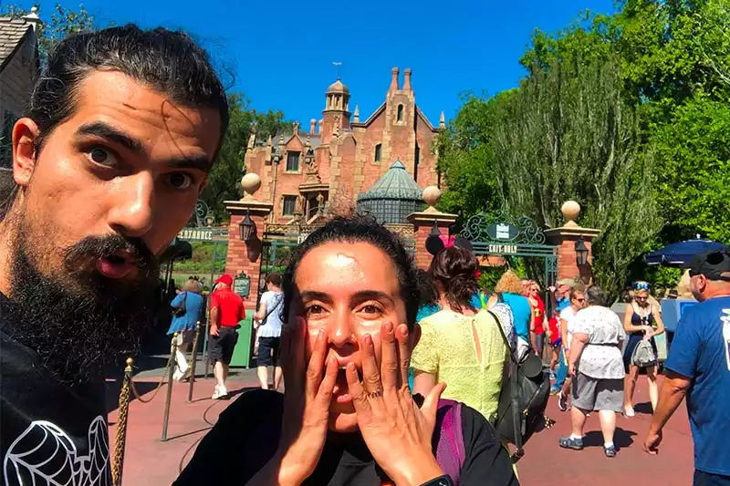 Walt Disney Magic Kingdom Haunted Mansion Binasi