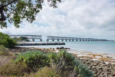 Key West Bridges: Driving the Overseas Highwayand 7 Mile Bridge