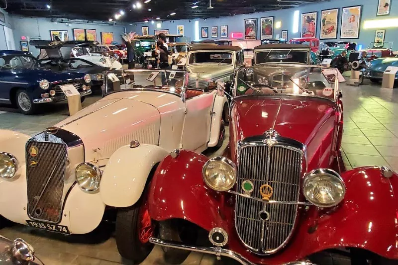 Tampa Bay Automobile Museum Indoor